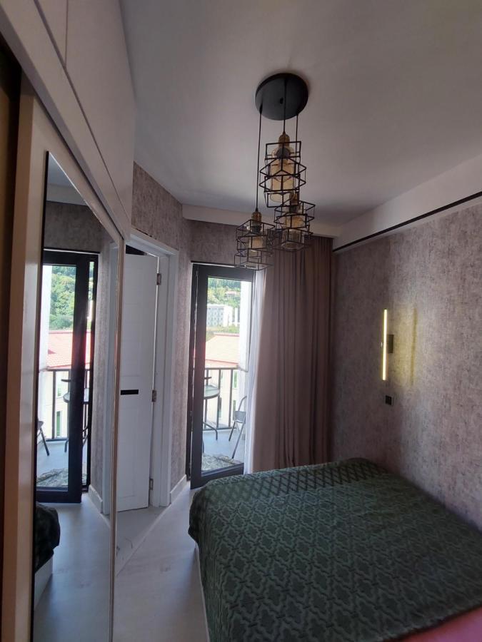 New Apartments In ボルジョミ エクステリア 写真